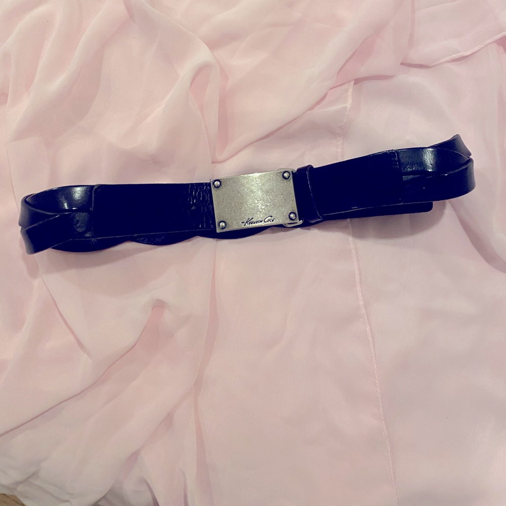 Kenneth Cole rare Buckle belt genuine leather
